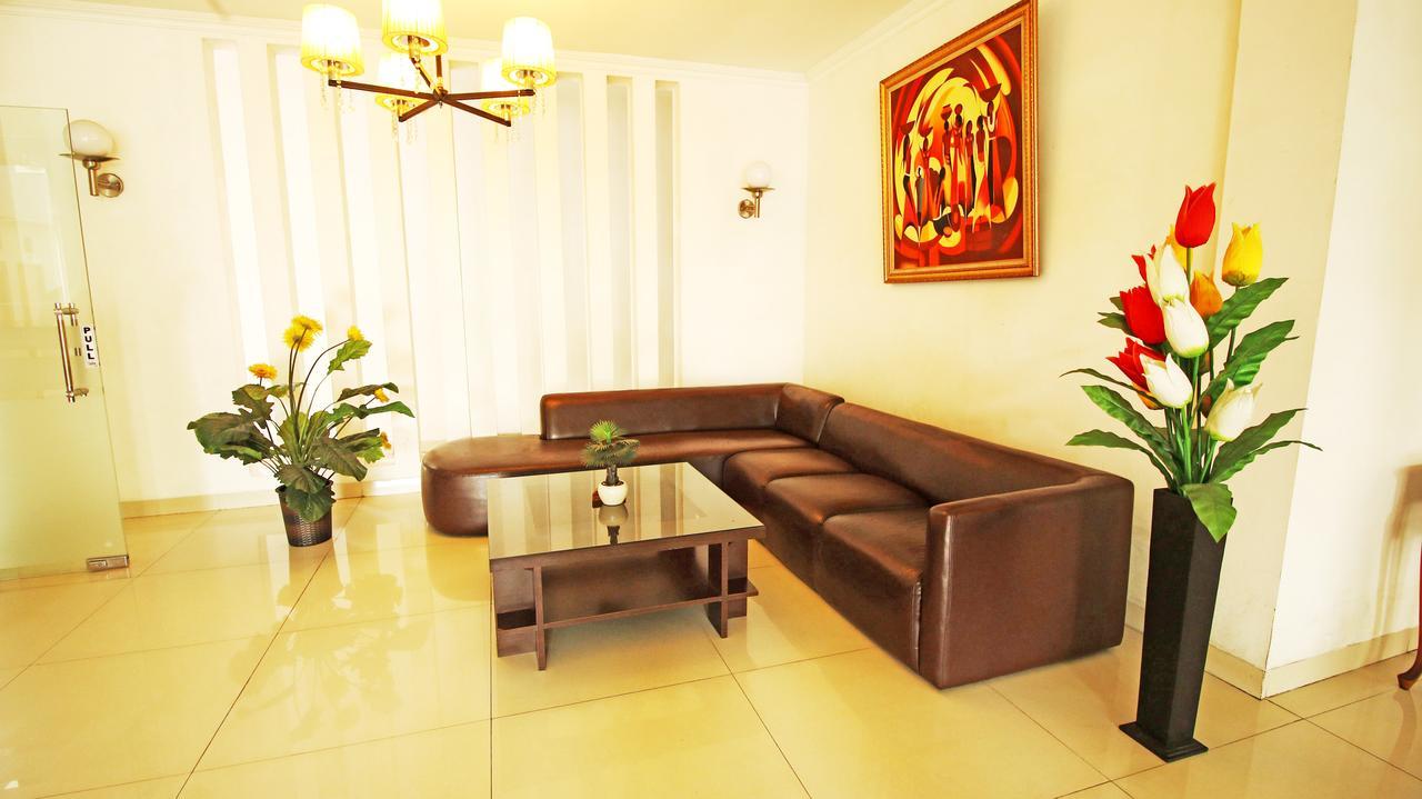 Zen Rooms Mundinglaya Dago Bandung Exterior photo
